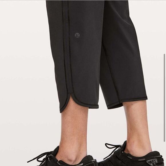 Lululemon Keep It Classic Crop Pant Black - Picture 13 of 13